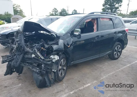 2018 Subaru Forester 2.5I Premium z USA, uszkodzony, nr VIN JF2SJAEC8JH593903